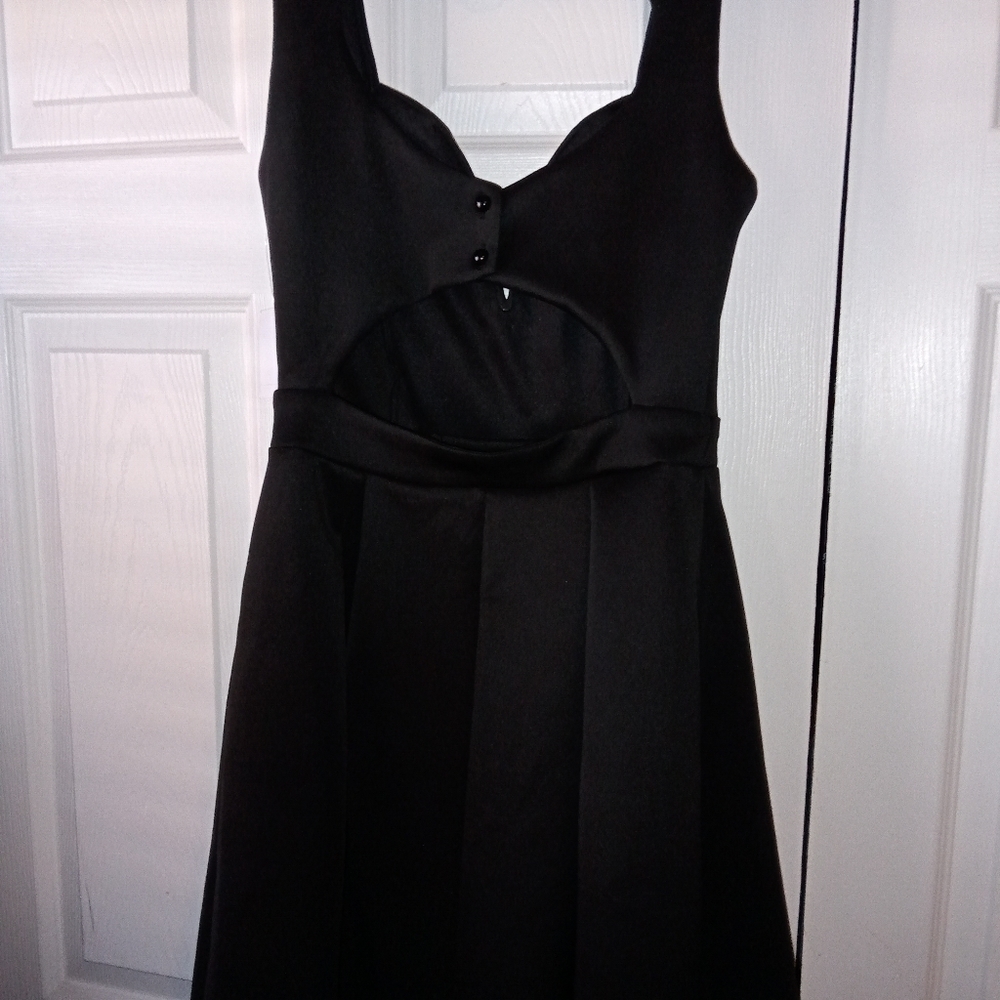 Charlotte Russe black heart cut out skater dress - Picture 6 of 8